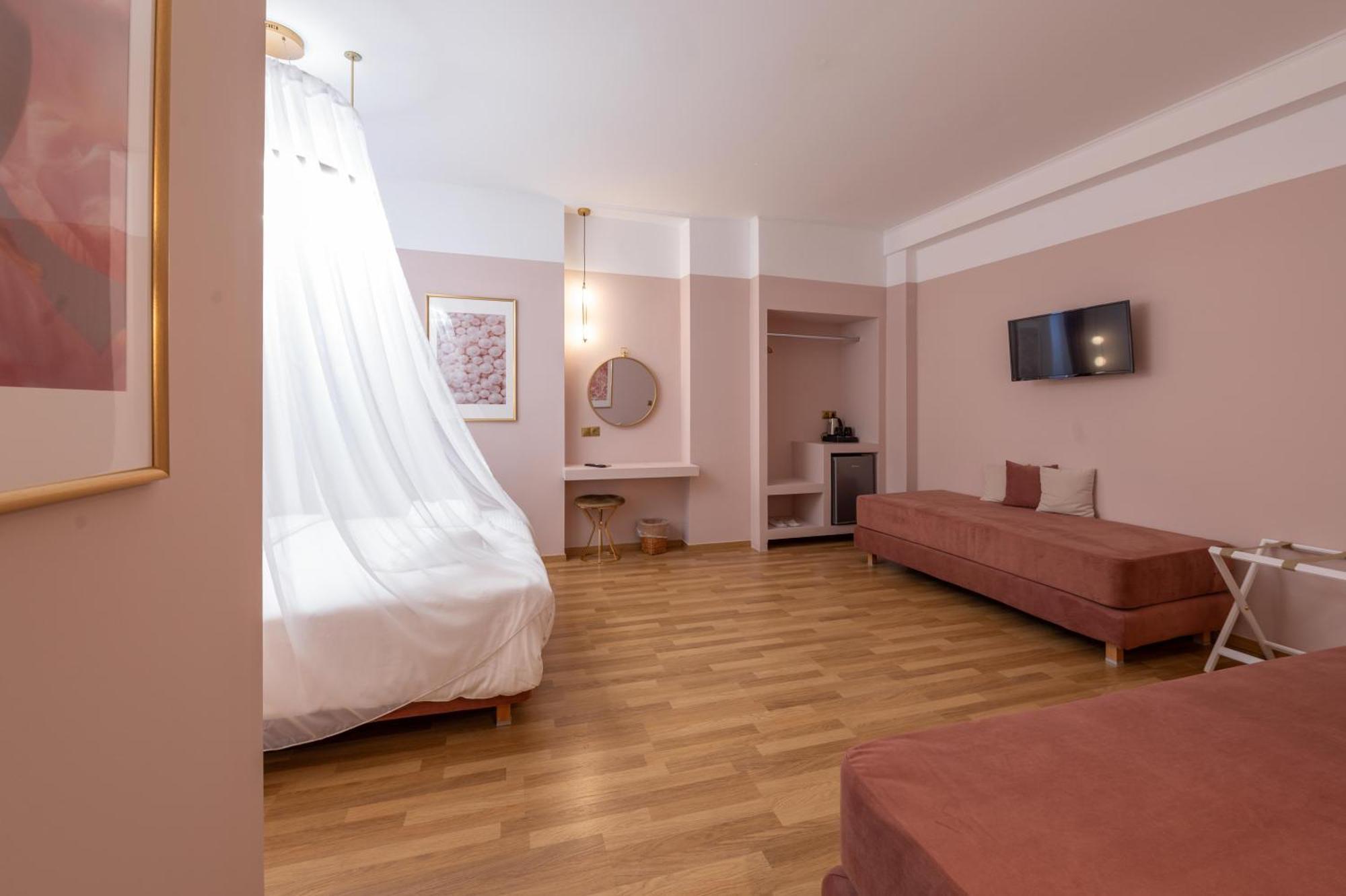 L Suites The Writer'S House Gytheio Exteriör bild